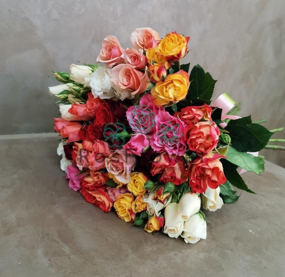 Букет цветов из: Розы в Калужской Краснодарский край