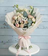 Букет цветов из:  Розы и Лизиантусы #REPLACE_PRED# Калужской Краснодарский край
