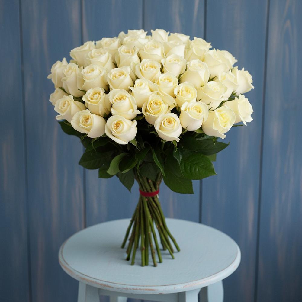 Букет 51 Белая роза Эдлесс Лав в Калужской Краснодарский край