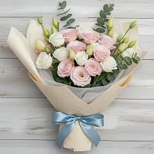 Букет цветов из:  Лизиантусы в Калужской Краснодарский край