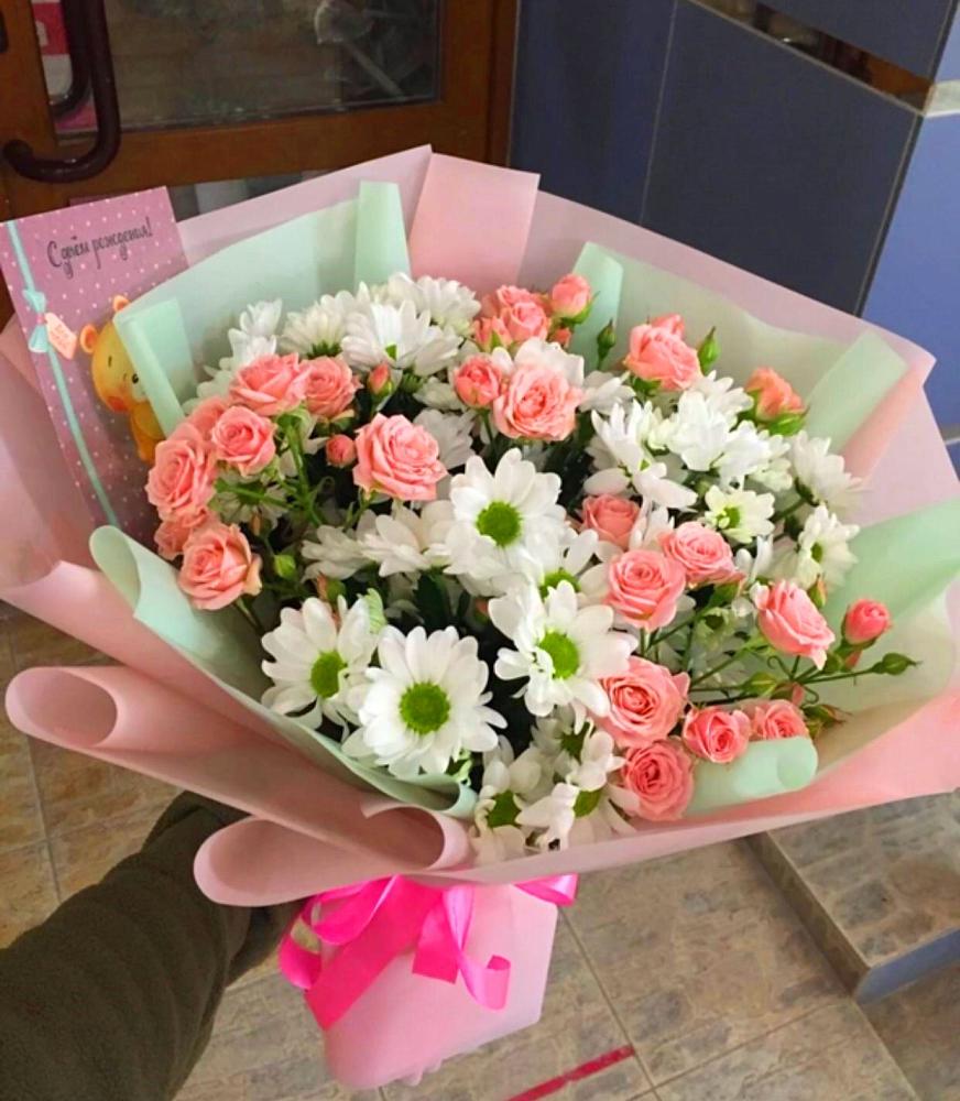 Букет цветов из: Розы и Хризантемы в Калужской Краснодарский край