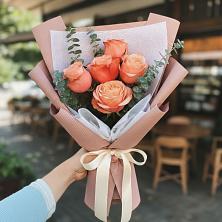 Букет цветов из:  Розы в Калужской Краснодарский край