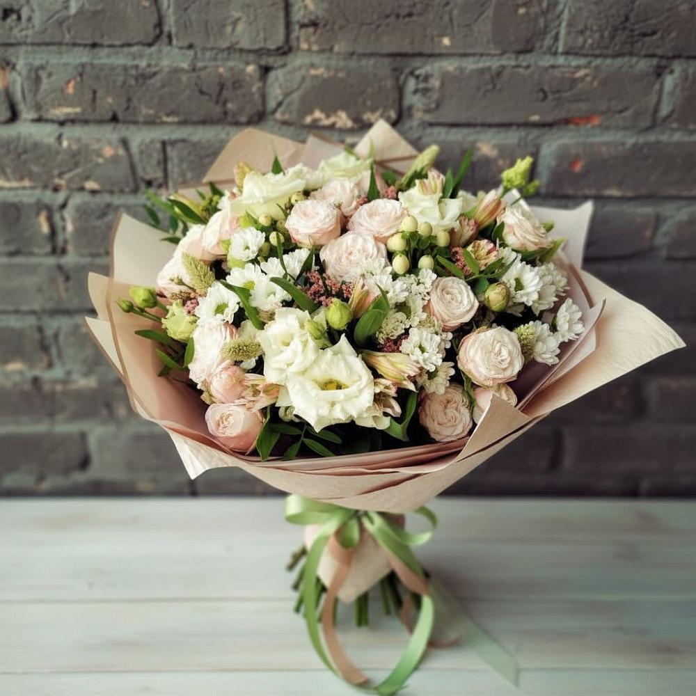 Букет цветов из: Альстромерии, Розы и Хризантемы в Калужской Краснодарский край