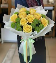 Букет цветов из:  Хризантемы и Розы в Калужской Краснодарский край