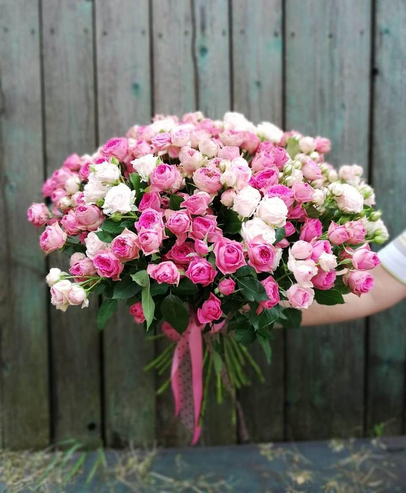 Букет Розовые кустовые розы Натали и Лав Лидия в Калужской Краснодарский край