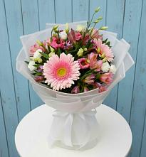 Букет цветов из:  Герберы, Альстромерии и Лизиантусы #REPLACE_PRED# Калужской Краснодарский край