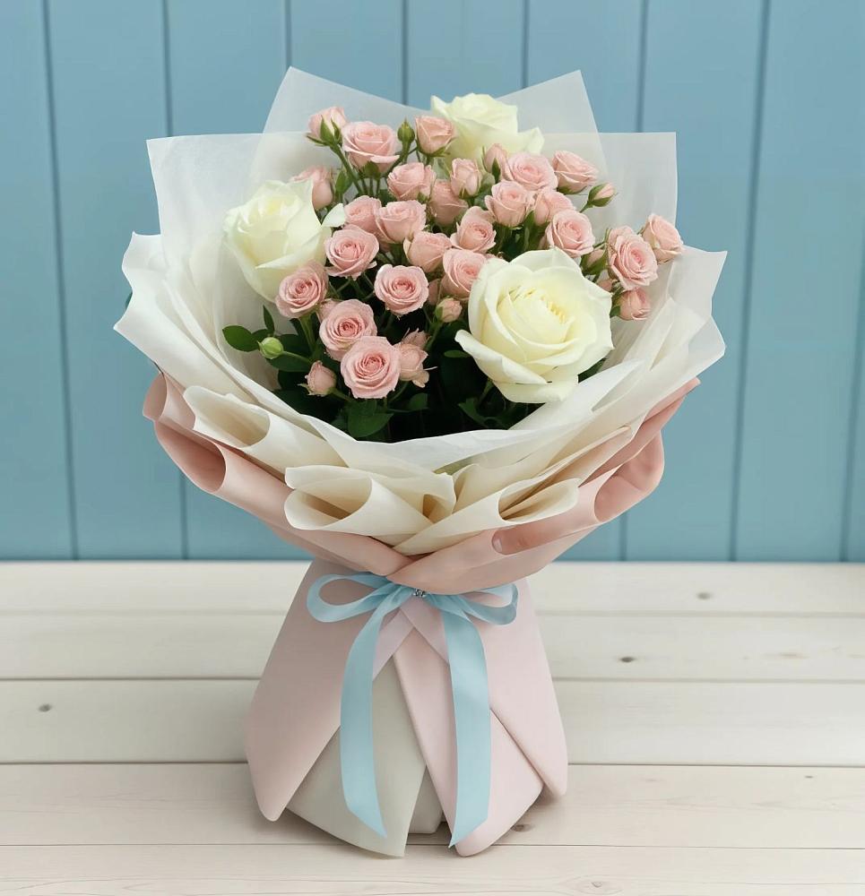 Букет цветов из: Розы в Калужской Краснодарский край