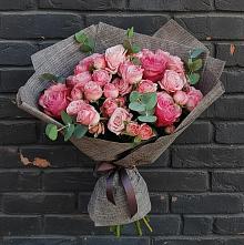 Букет цветов из:  Розы в Калужской Краснодарский край